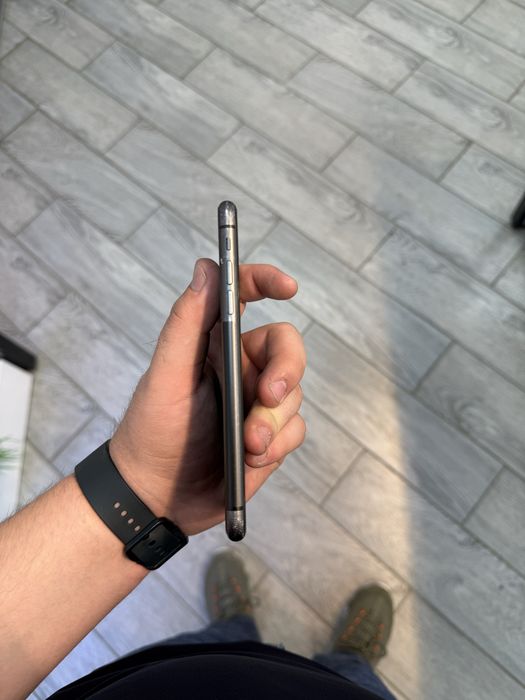 iPhone 11 без ремонта