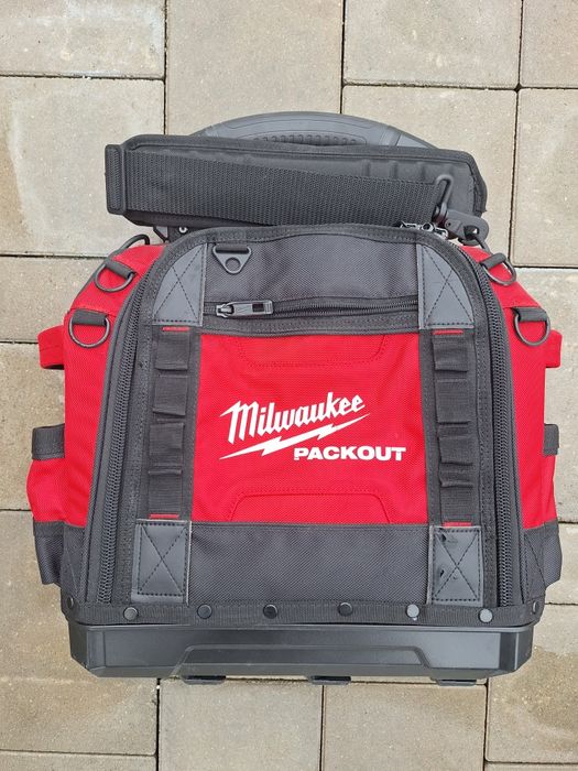 Milwaukee packout geanta