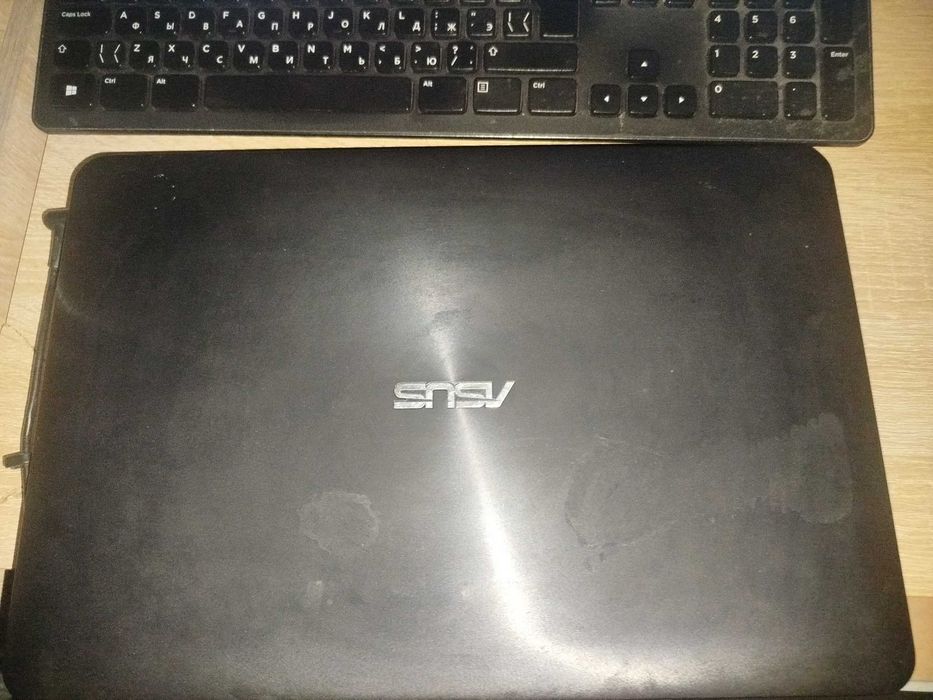 ASUS X555L ноутбук для учебы/работы