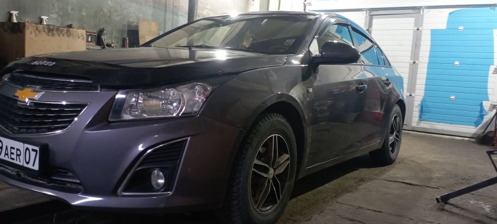 Продам Chevrolet Cruze 2012 года