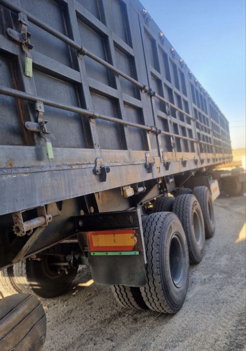 Тягач Shacman X5000 сотилади