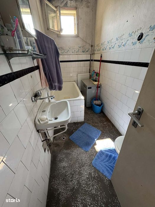Casa P+1 cu 2 apartamente individuale , zona Ultracentrala