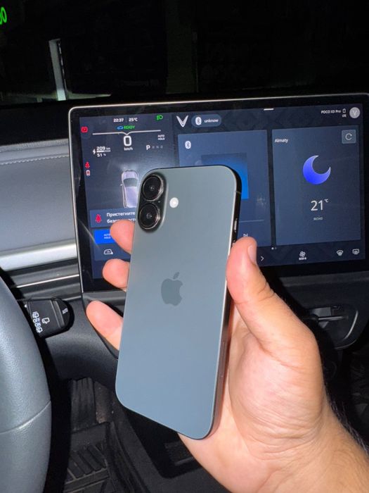 iPhone 17 новый гарантиясымен