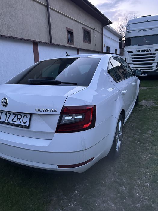 SKODA Octavia 2018 — imagine 2