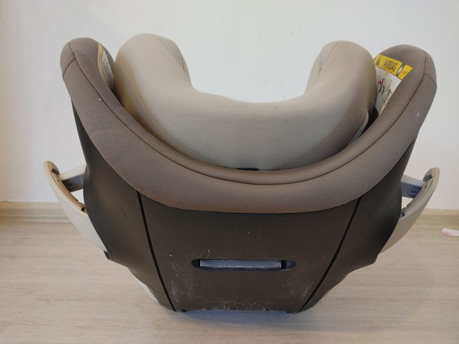 Cybex Sirona M2 + Base M i-size