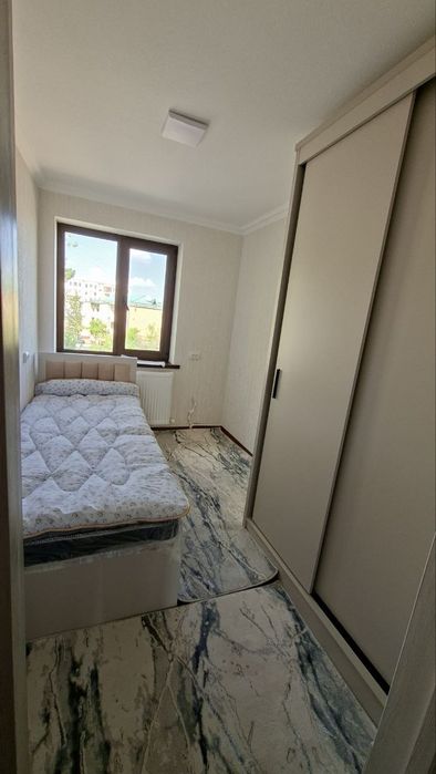 Bulvarda 4 xonali kvartira chet elliklarga ijaraga beriladi