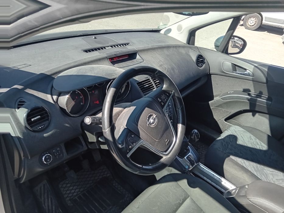 Opel meriva 1.3 Cdti на части Опел мерива