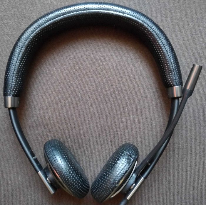 Casti Plantronics Blackwire C720 M cu bluetooth