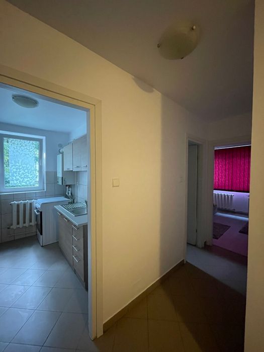 Inchiriez apartament 65 mp bloc turn Marchian 2 camere , complet mb ut