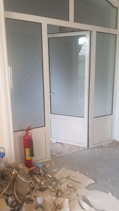 B/U Akfa rom eshik olamiz