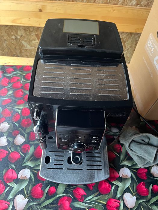 Delonghi Aparat de cafea boabe!