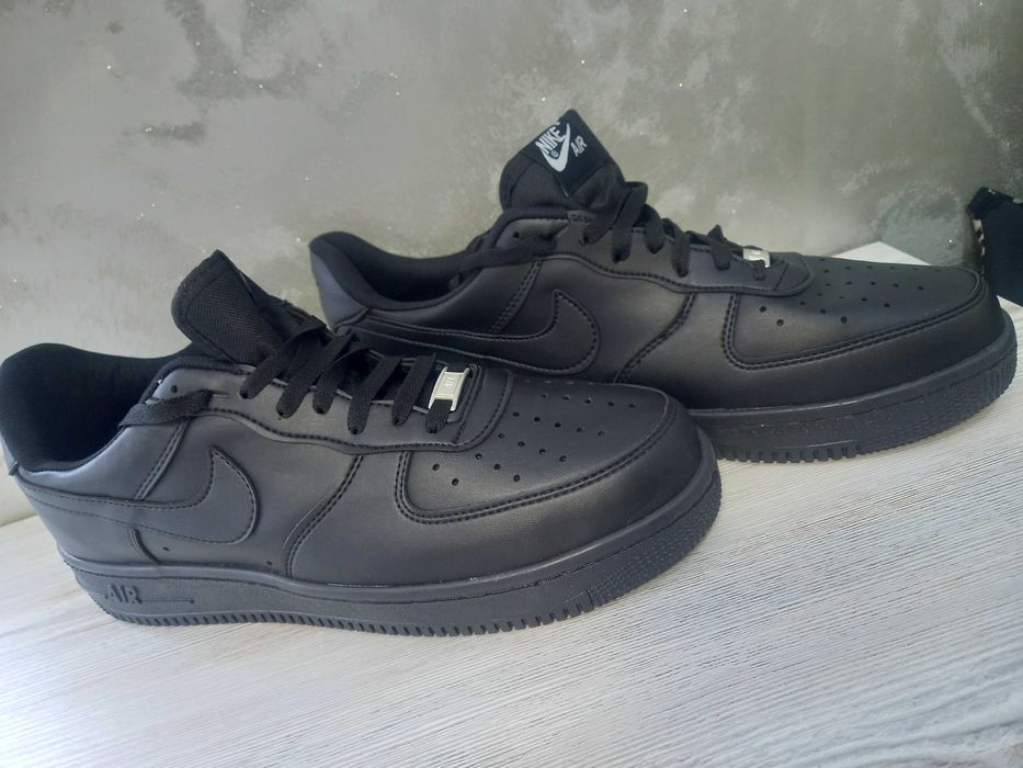 Nike - маратонки номер 46