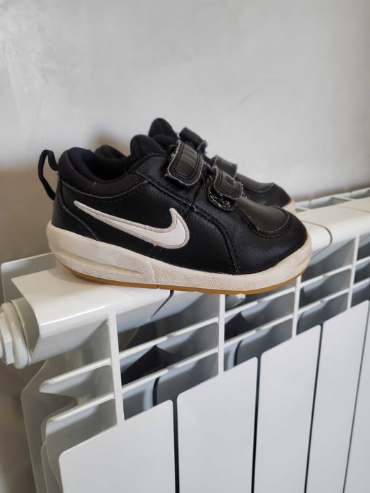 Маратонките  Nike 23.5 номер