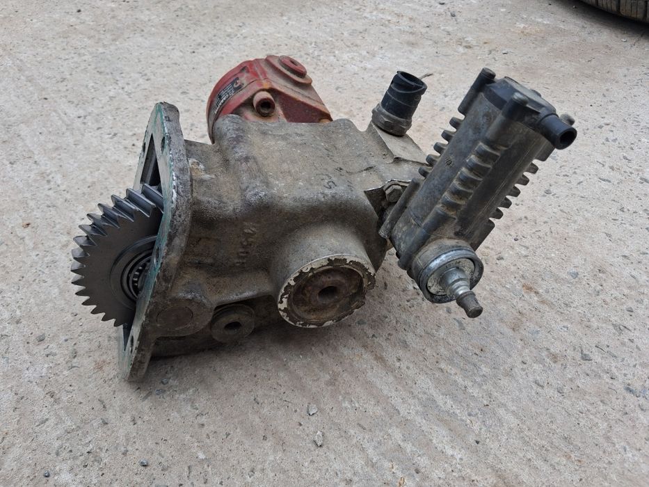 Priza si pompa iveco daily .