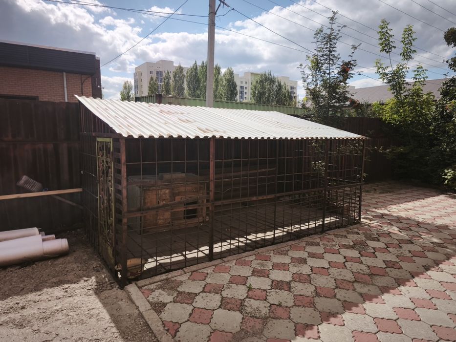 Продам вальер 2 на 4метра.