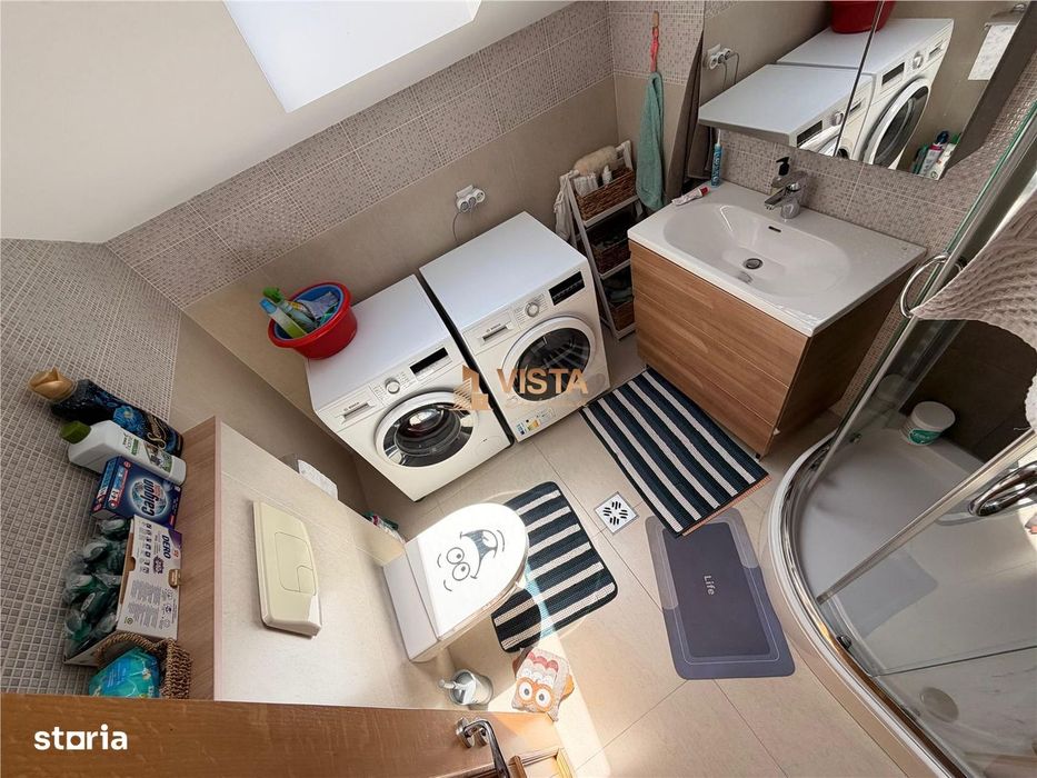 Casa tip duplex, zona Centru