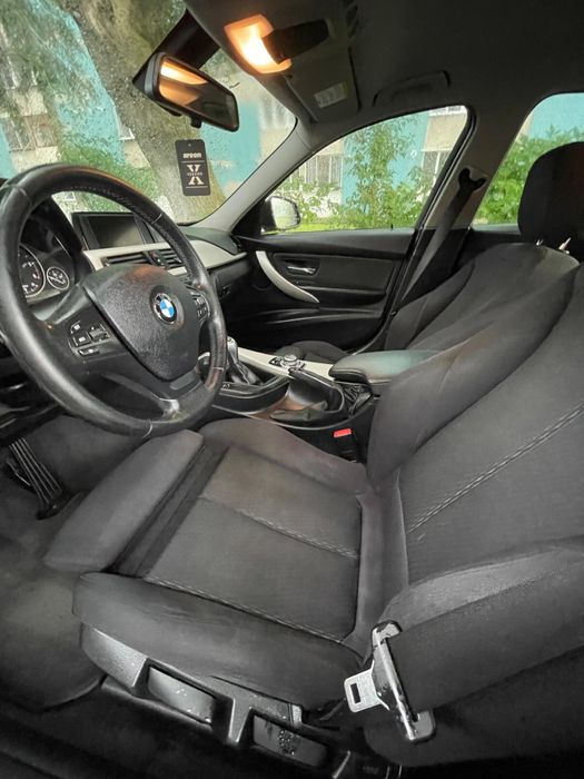 BMW 3 Series 2013 — imagine 5