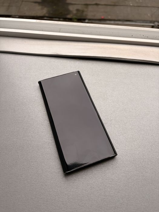 Huawei Mate Xs 2 512GB отлично състояние, пълен комплект