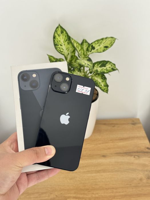 iPhone 13 128 gb Variant !!!