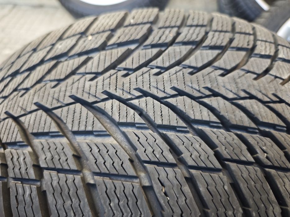 Джанти за  Мерцедес CLS w219 + зимни гуми 245/40/18