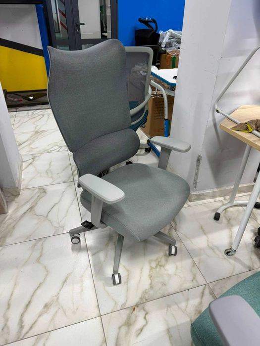 Офисные кресла, распродажа