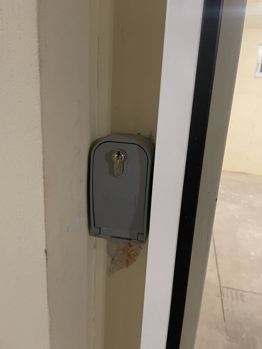 Дава се под наем Гараж / Паркомясто в Стара Загора, Студентско градче - 19 кв.м за 61.2 € - Снимка #3