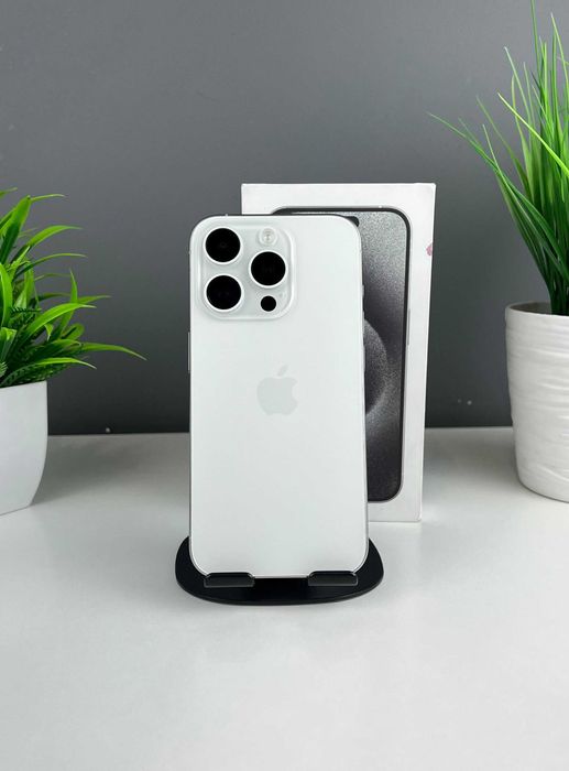 Apple iPhone 15 Pro 256GB, белый 1260а84878