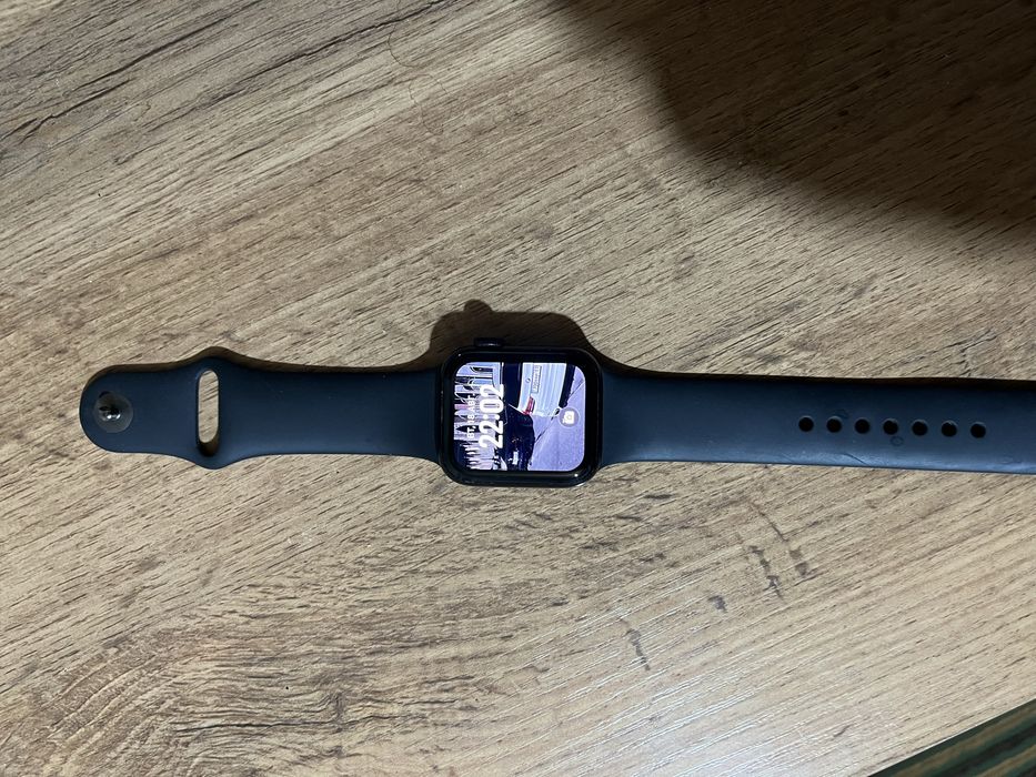 Apple watch se2 40мм