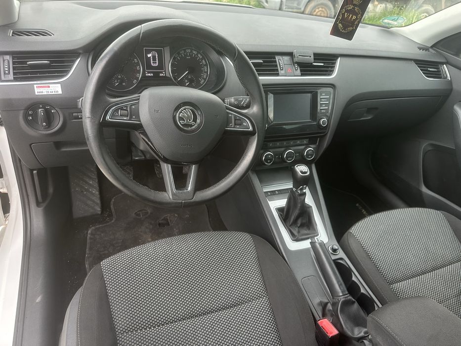SKODA Octavia 2015 — imagine 5