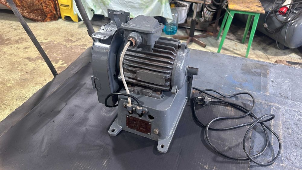 наждак 220 ссср ,