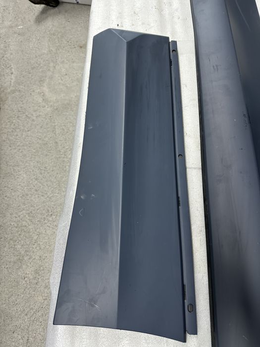 Bandouri uși stânga față spate vw tiguan 2.5na.cod:5na854939.ah.