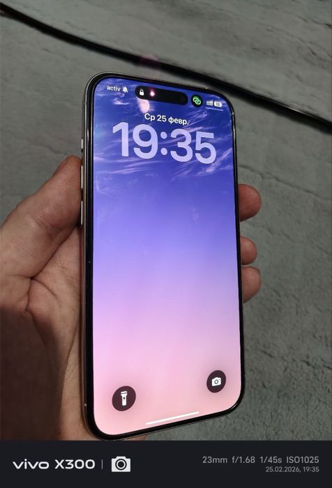 Iphone 15 pro продам б/у
