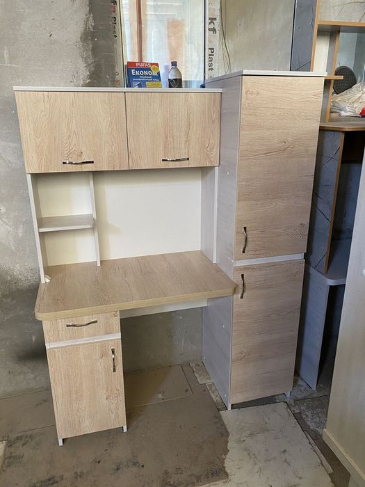 Писменный стол и компьютерный стол