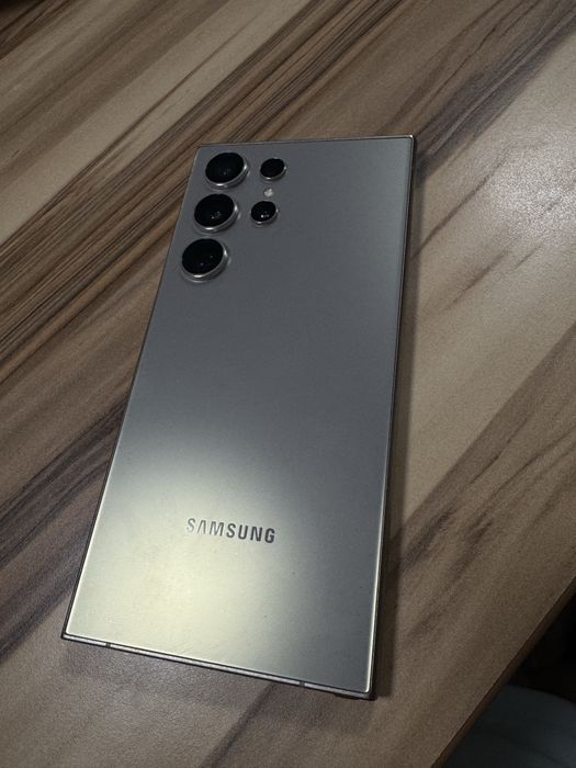Vand Samsung S24 ultra 512gb