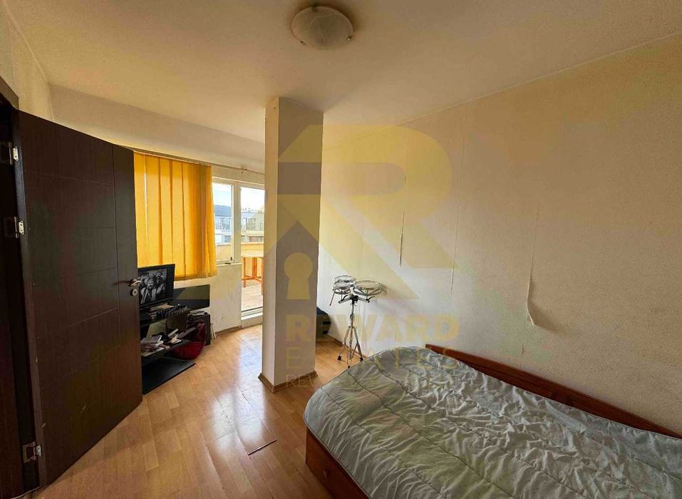 Продава се Двустаен апартамент в София, Левски В - 51 кв.м за 2118 €/кв.м - Снимка #11