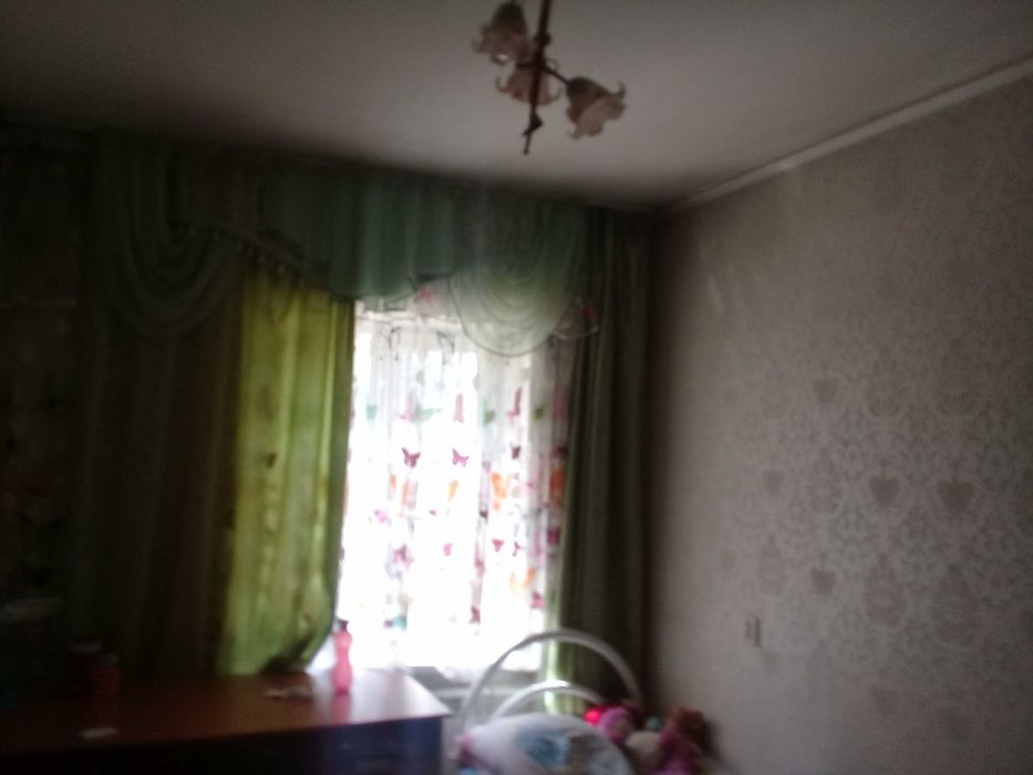 Продам дом трех уровневый