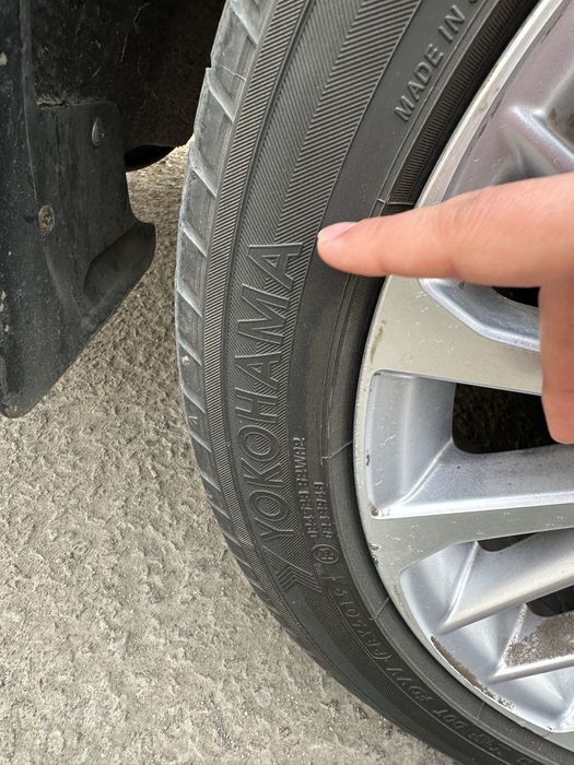 Шины йокогамма 235/45/18