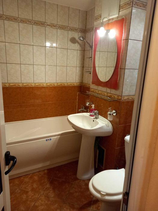Inchiriez ap 2 camere dec,Mobilat si utilat cu CT,AC,Cablu tv,internet CV Noua
