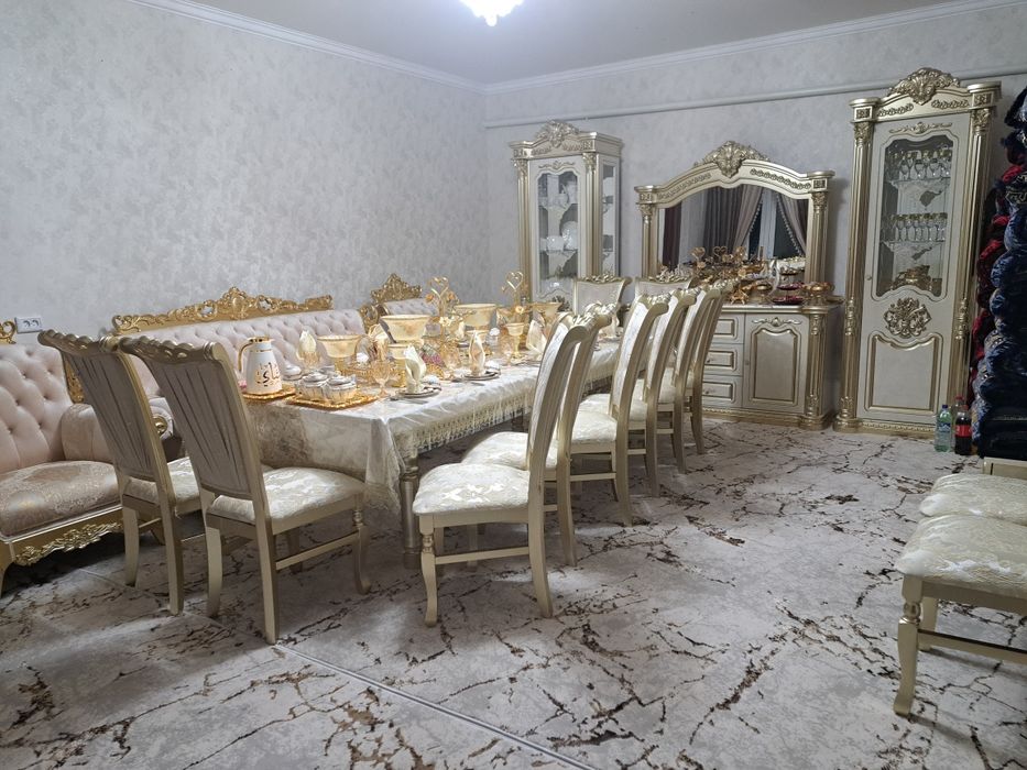 Кибрай тумани Илгор махалласида тайёр уй сотилади