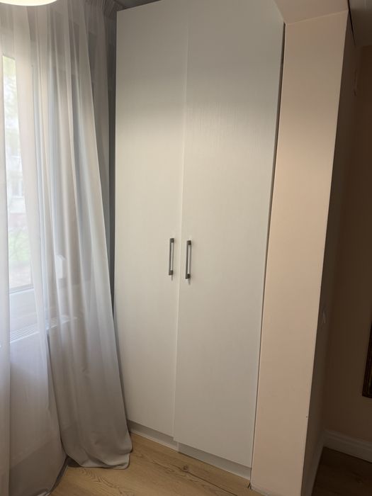 Dulap haine dormitor