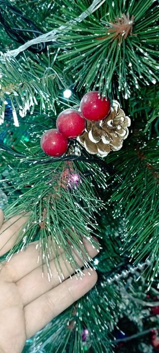 Искусственная Ёлка