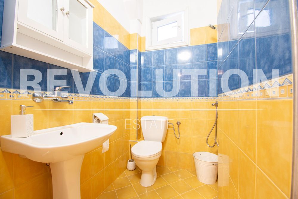 Дава се под наем Двустаен апартамент в София, Център - 68 кв.м за 675 € - Снимка #8