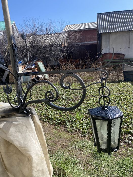 Продам кованый уличный фонарь!