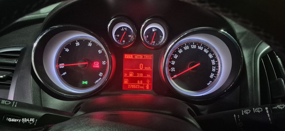 Vand/Schimb  Opel  Astra  J  2013 Tourier  !!!ATENȚIE!!!Euro 5  start/stop consum foarte mic