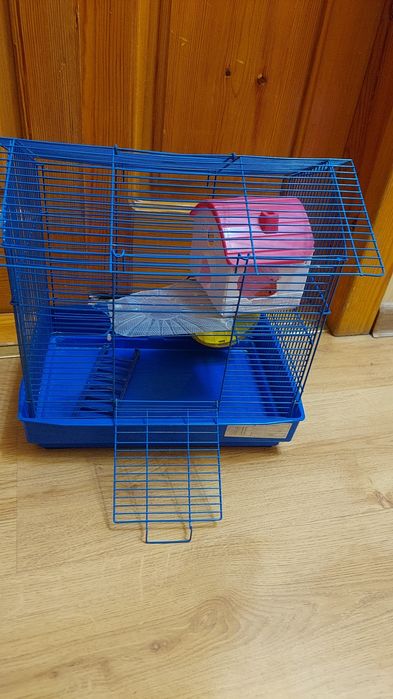 Клетки для папугаев