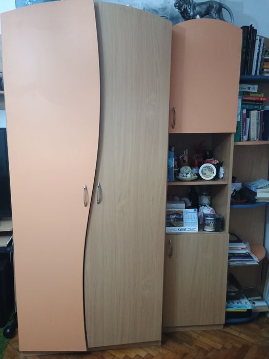 Секция, скрин, етажерка