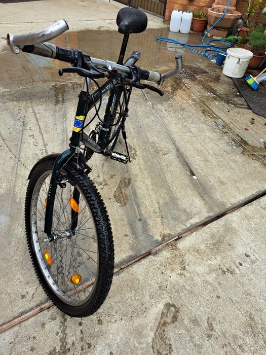 Bicicleta cu roti de 26