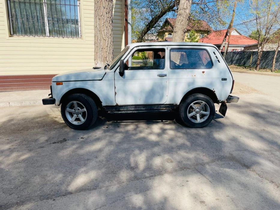 НИВА, 2003год, ваз 21213