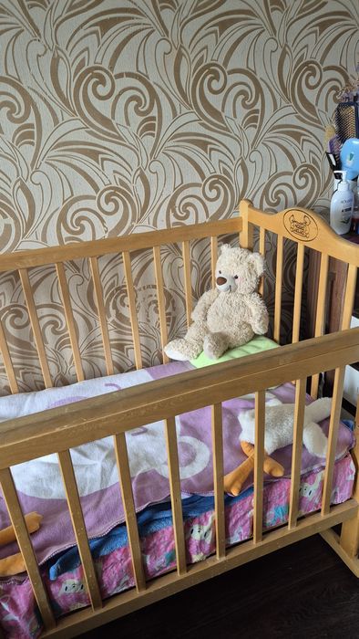 Детская кроватка для малышей