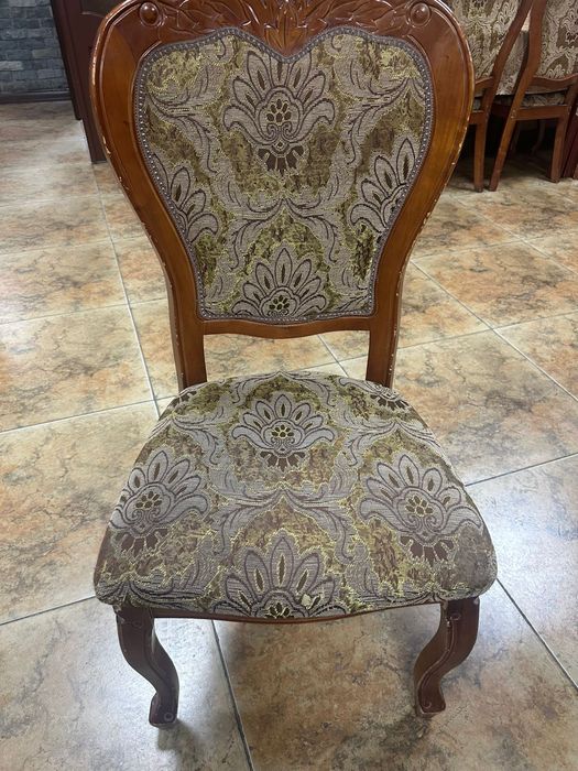 Комплекты стулья и столы